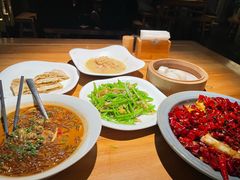 -荣小馆(杭州大厦店)