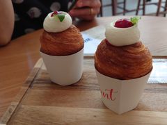 -VERIE BAKEHOUSE