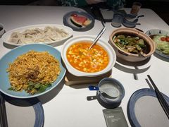 -八府香鸭·啫啫煲(华山路店)