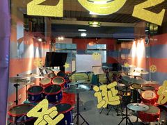 -COCO  BOMB国际流行音乐(爱琴海校区)