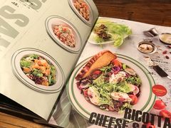 菜单-I HOLIC艾豪丽披萨(KKone店)