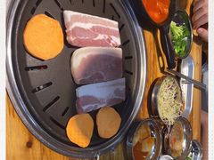-韩国明洞碳烤肉(常平店)