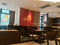 大堂-必胜客(WOW中心城店)