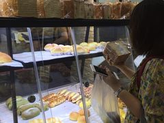 面包甜点陈列柜-幸福西饼面包茶饮(车公庙店)