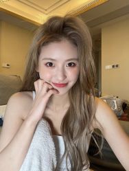 -AYO SALON