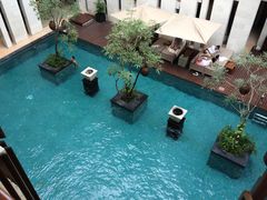 房间外的泳池-水明漾大酒店 - 巴厘岛精品生活方式度假村