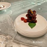我们六个人吃饭花了一千多一点