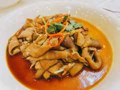 -渔意楼·驰名沙田乳鸽(五羊旗舰店)