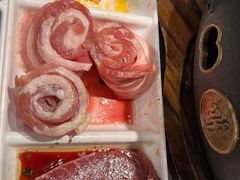 -山焱·炭火自助烤肉(周浦万达店)