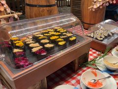 -亚龙湾希尔顿自助餐厅·海鲜·烧烤·沙滩BBQ·现场乐队
