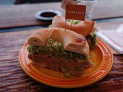 -Catch Bagel(芳草地店)