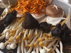 -捞神煲汤火锅(湖滨商业街店)