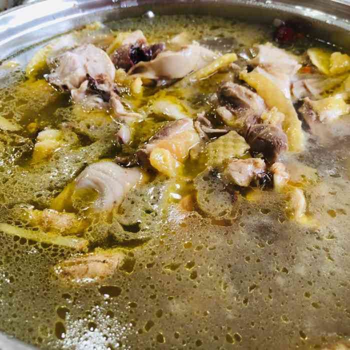 喜巢光头鸡(东绛店)-"周末和朋友来吃的,一家店的口味取决于小菜.