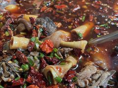 黑竹香鸡锅中魔芋-黑竹香鸡(营和巷店)