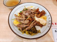 手撕鹅肉饭-狮头牌卤味研究所·卤味饭(花城汇南区店)