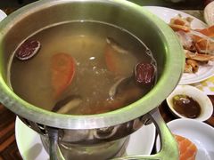 -君来湖滨饭店·玫瑰园