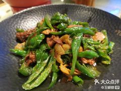 -洞庭土菜小炒馆(易发广场店)