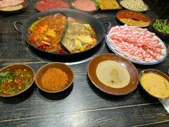 -冯校长老火锅(中联广场店)