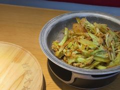 -蜜桃餐厅·伴山(绿宝广场店)