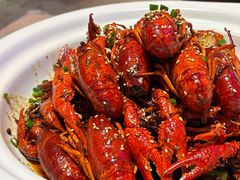 -肥肥虾庄·金牌油焖大虾(首义路店)
