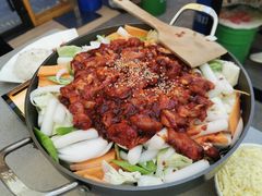 -豚妈妈汤饭·部队锅(南京东路店)