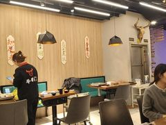 -牛串门串串香(东直门簋街总店)