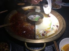 -九鼎轩脆毛肚火锅(商业街店)