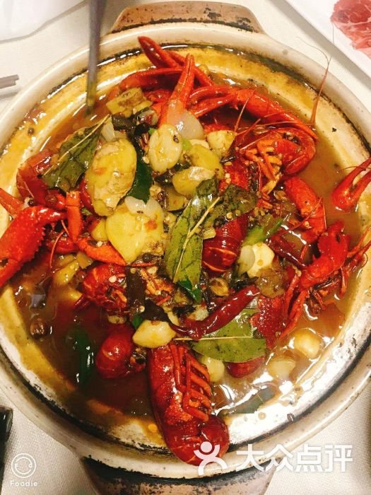 煲王之王(华宁弘基生活中心店)香辣小龙虾煲图片 - 第3张