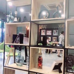 -onlygirl摄影美学馆高端定制(江滩店)