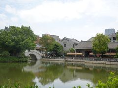 -岭南和园