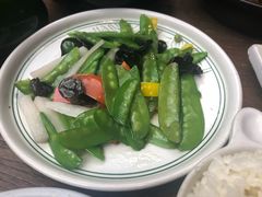 五彩时蔬-云海肴·汽锅鸡·云南菜(领展购物广场·中关村店)