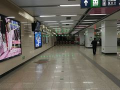-白石桥南(地铁站)