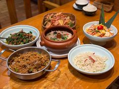 -老滇山寨•云南特色菜•地方菜•民族风情歌舞表演(金碧店)