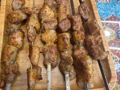 -乡村馕坑肉·烧烤·新疆菜·本地人更爱吃(阿勒泰首店)
