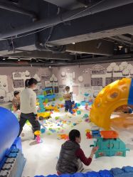 -MINI MARS KIDS CLUB亲子家庭中心(长宁天山店)