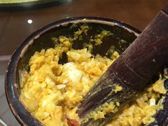 鸡蛋拌蒜-丁里羊肉小镇(天鹅湖总店)
