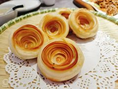 老济南油旋-闫府私房菜·百年鲁菜(恒隆店)