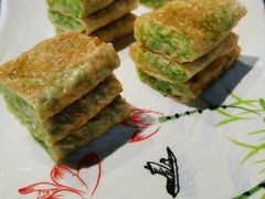 素烧鹅-头上红煨盐鸡·非遗院子餐厅