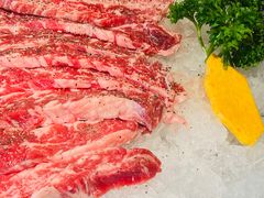 -韩烧牛中牛·甄选黑牛烤肉(黑金店)