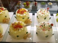 -花花卷卷·鲜食蛋糕(泉屋店)