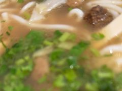 二十二年经典牛肉米粉-鑫花溪牛肉米粉(东环大润发店)