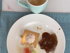 -湖景知味西餐厅•自助餐• 轻食(南京金茂威斯汀大酒店)