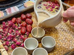 -阿山卓·野生菌火锅·纳西火塘烤肉