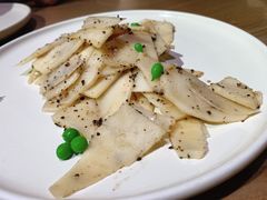 松露酱炒笋尖-小大董·烤鸭(凤凰汇店)