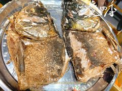 -肖肖酸萝卜鱼火锅(总店)