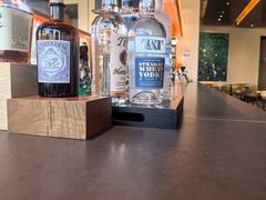 -星巴克臻选(上海合生汇1F店)