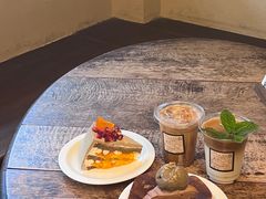 -HOLIDAY休日(后田垟巷店)