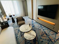 -上海漕河泾万丽酒店