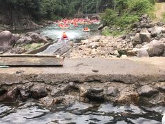 -安吉龙王山峡谷漂流
