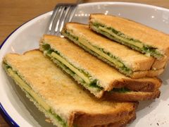 咖椰吐司-HELLO 27 意面·沙拉·帕尼尼